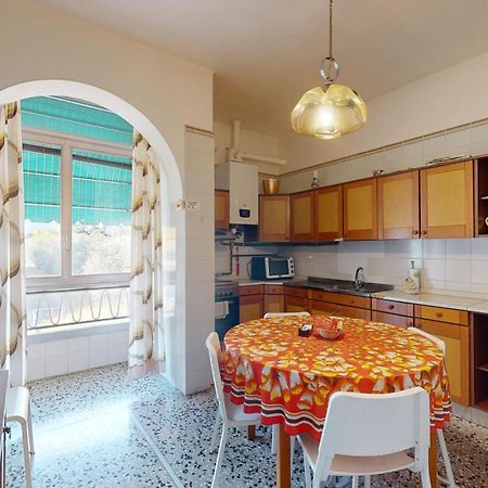 Casa Ines - By Ligooria Apartment Пиетра Лигуре Екстериор снимка